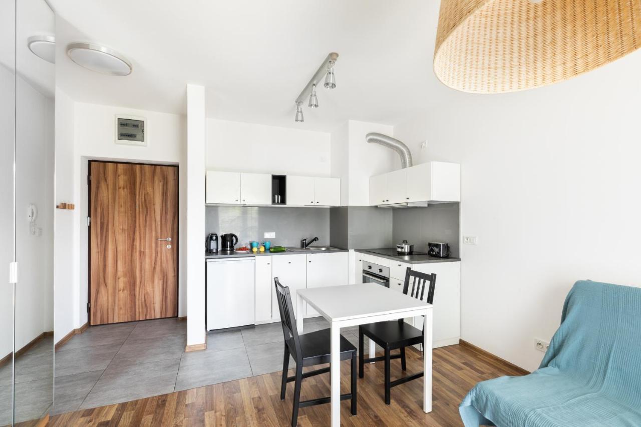 Wagonowa P&O Apartments Varşova Dış mekan fotoğraf